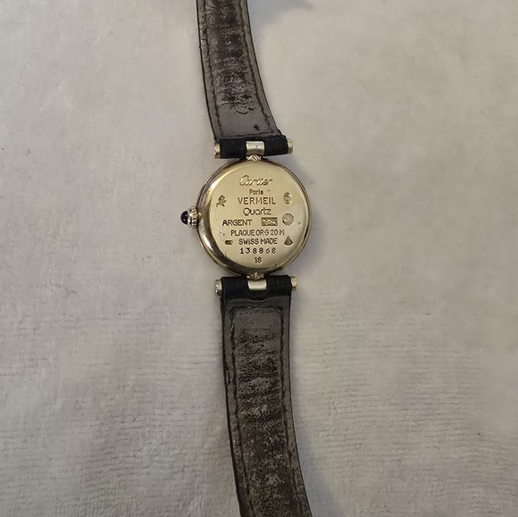 Vintage Cartier watch 37 years old just had it serviced new battery 18K gold - Picture 16 of 17